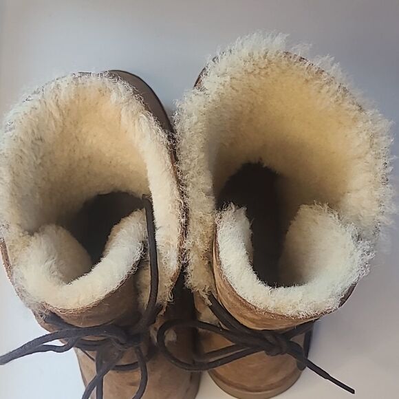 UGG Naiyah Suede Tie Back Boots Chestnut Tan Size 8 - Picture 10 of 16